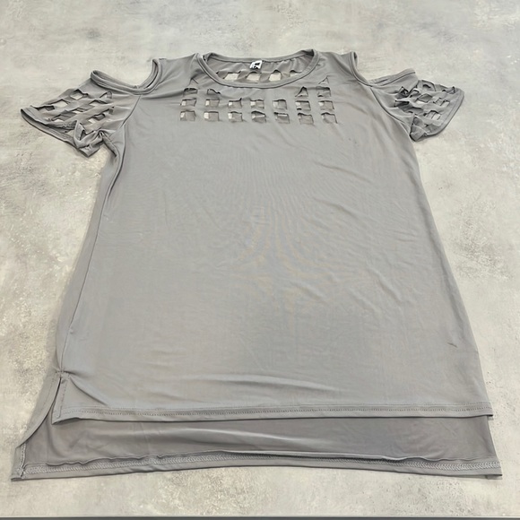 Top - Picture 3 of 7